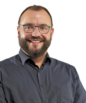 Dr. Peter Haas
